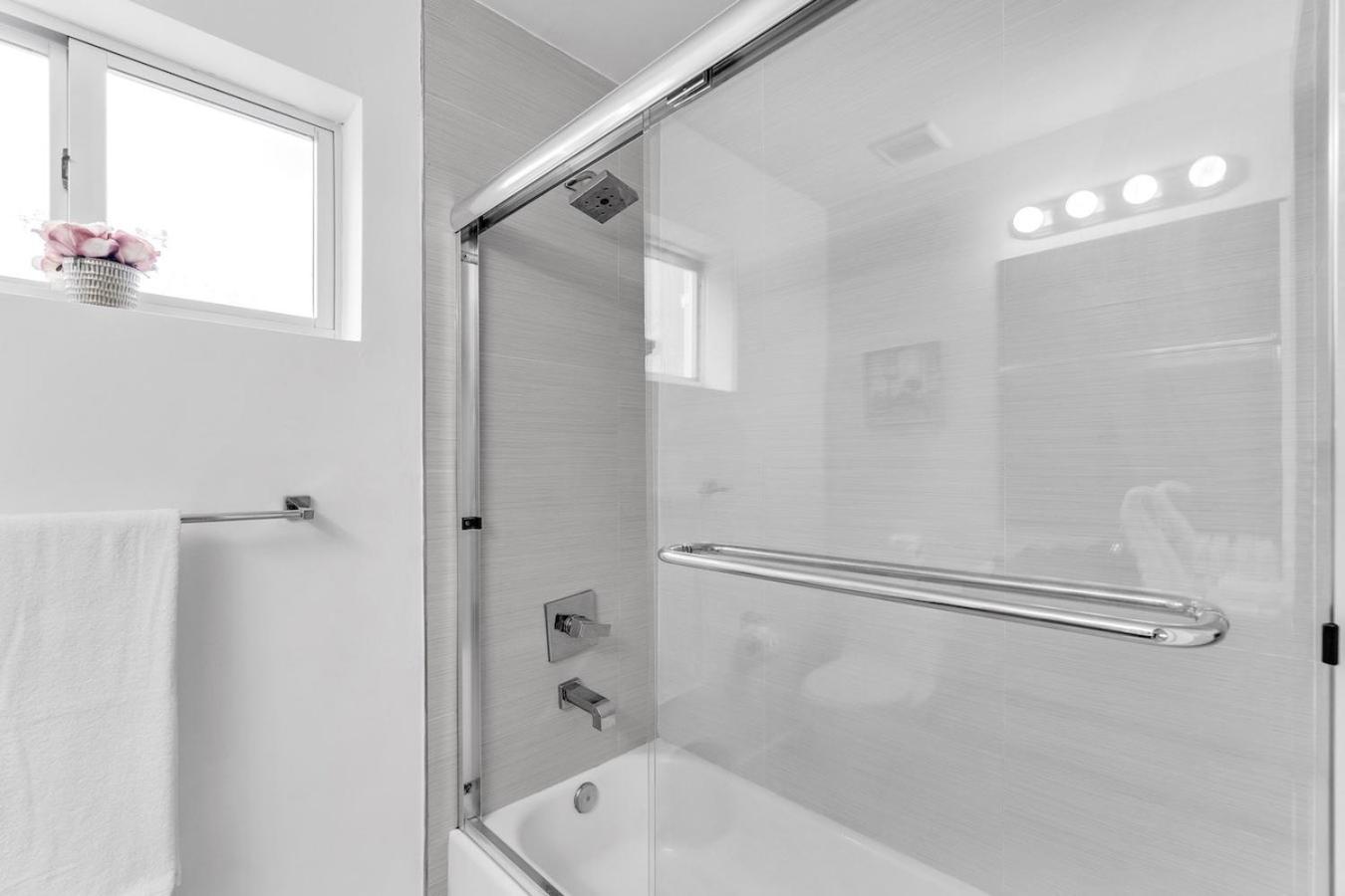 Lovely Unit Mins From Wynwood With Free Parking Miami Luaran gambar