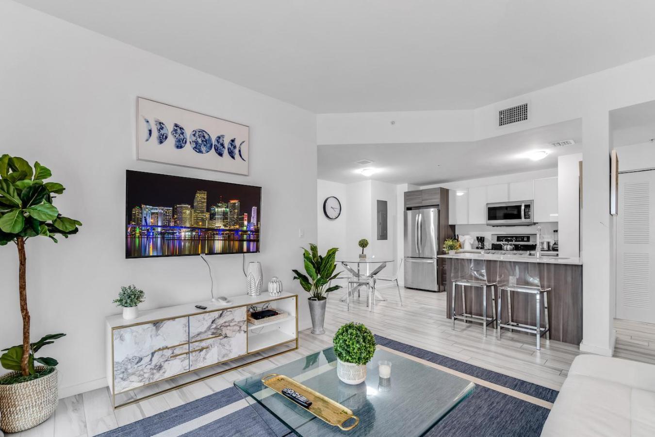 Lovely Unit Mins From Wynwood With Free Parking Miami Luaran gambar