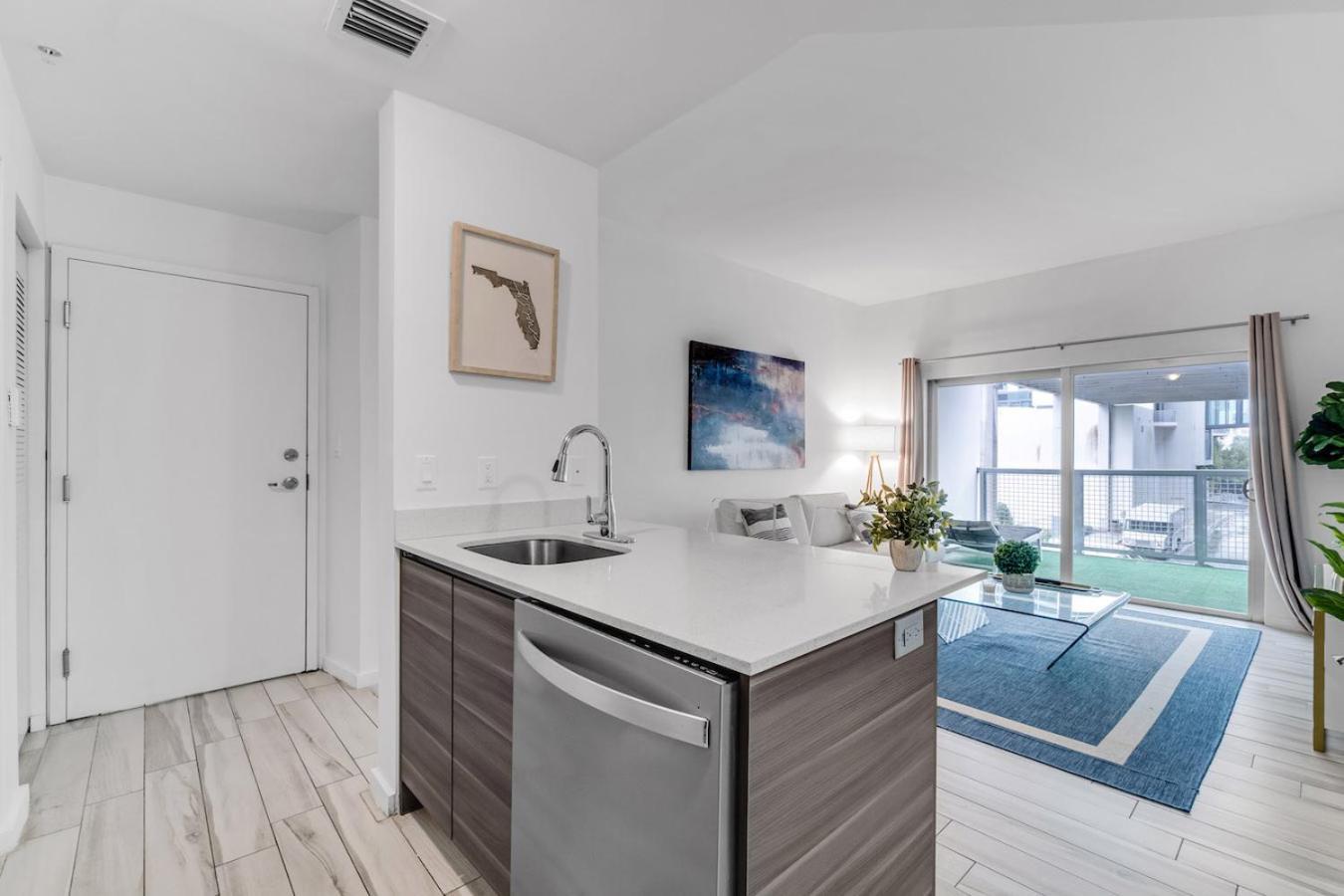 Lovely Unit Mins From Wynwood With Free Parking Miami Luaran gambar